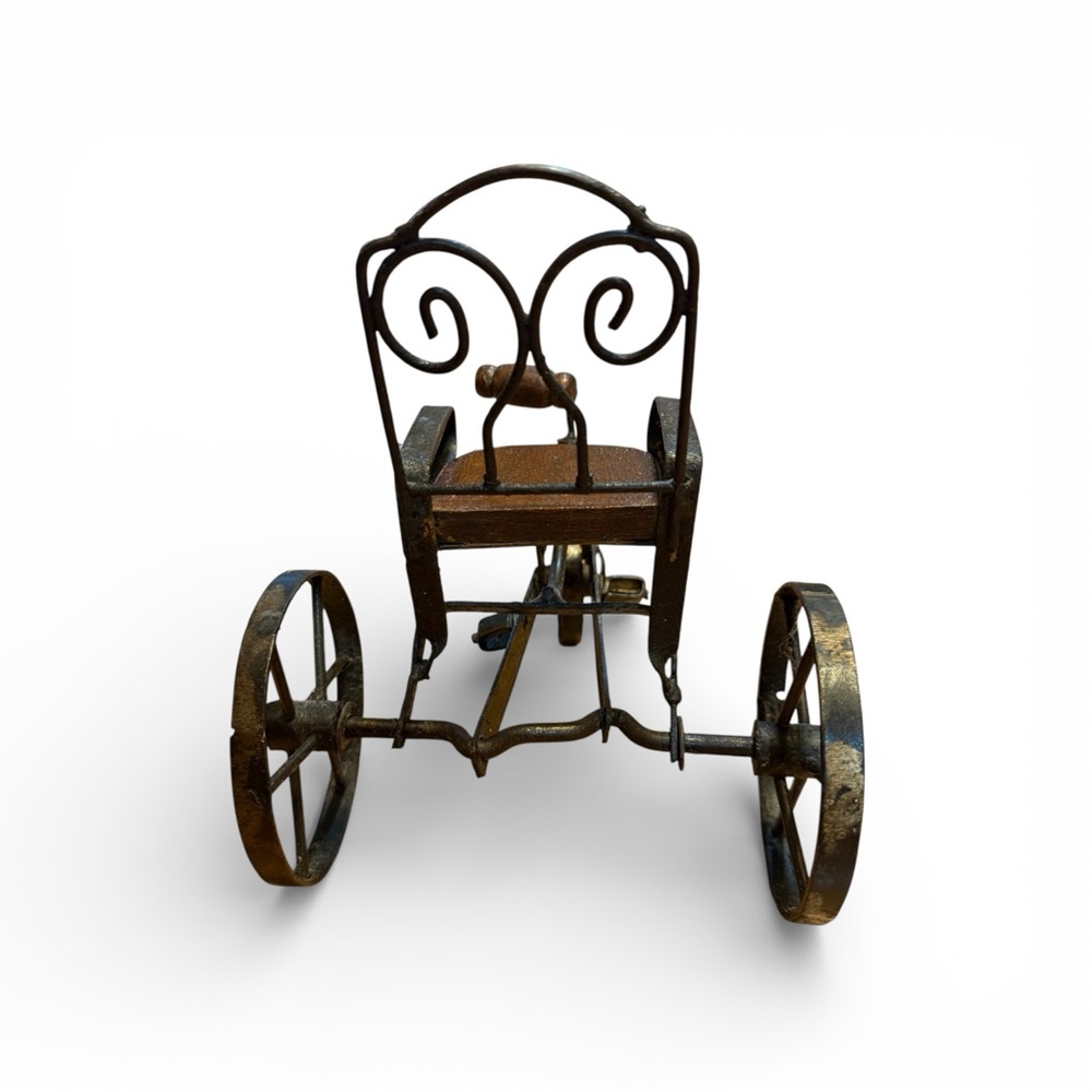 Vintage or antique-style miniature tricycle. “Salesman sample” - Picture 3 of 4